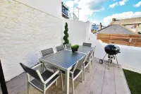 Fantastic location in the harbour bowl