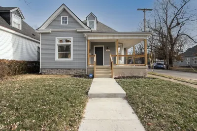 Summer Special 🥃 Bourbon Trail-Downtown-Mins to Rupp-UK-Restaurant-Renovated 🐎 Hotels near University of Kentucky