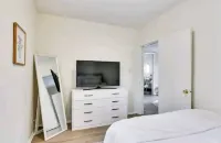 Sunny's Haven in Little Italy