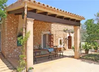 Can Ramon: Romantic, Small Finca in the Countryside with Pool and Terraces Hotels in Sineu