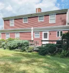 Quiet Home with River Views in Woolwich