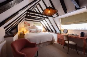 The White Hart - A Heartwood Inn