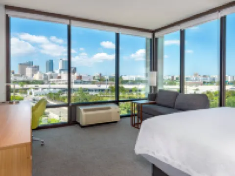 坦帕市中心運河區歡朋飯店 Cotanchobee Fort Brooke Park附近的飯店