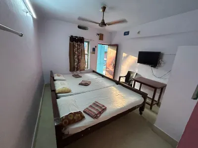 Meera Lodge Hotels near Chidambaram Nataraja Temple