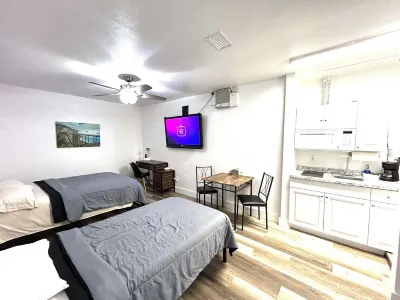 More blessing Paradise: Studio private entrance #B