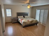Nice remodeled House for rent in West side of Palmdale Hotel a Palmdale