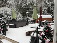 Hottub, Sauna, Deck, Backyard, Hi-Speed Internet