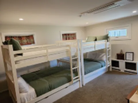 Sleeps 27/Pickleball Court/Game Room/Hot Tub/Pool/Batting Cage/Beach 庫克薩基酒店