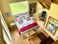 Captivating Muir Beach Home With Sweeping Views and Fast/Stable Wireless Wifi - 4-Star