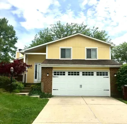 Comforts of Home ~ Large Family, West Chester, Ohio Hotels in Beckett Ridge