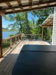 Lakehouse Hot tub & pool near Ark Encounter - Swimmingpools