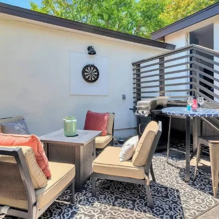 Newly Renovated, King Suite, Downtown Paso Robles