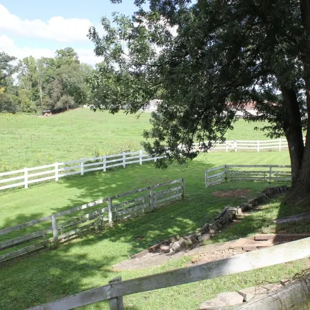 Beautiful Unit in Amish Country