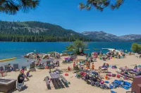 Gorgeous Home Near Golf Courses with Two en-Suites in Tahoe Donner - ジャグジー