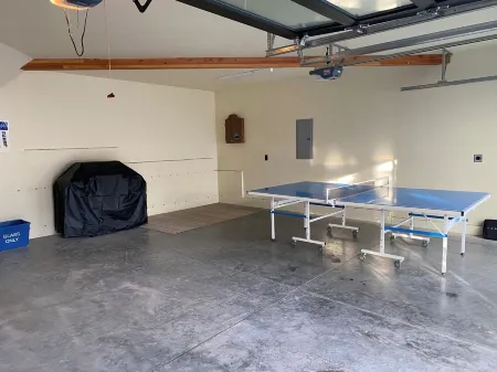 Beautiful Japanese Pagoda Отели рядом с достопримечательностью «Государственный университет Орегон в Каскейдс»