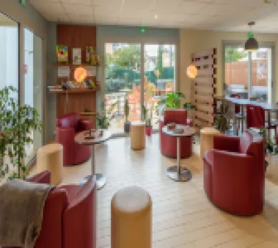 โรงแรม แคมพาไนล์ อัลบี เซ็นเตอร์