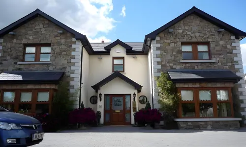 Avlon House Bed and Breakfast