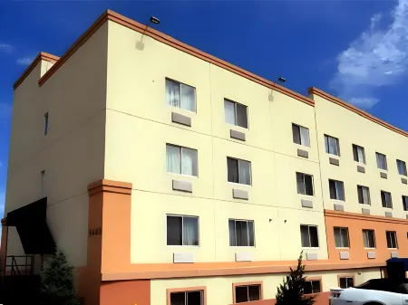 Sheridan Hotel Отели рядом с достопримечательностью «Зоопарк Бронкса»