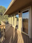 Bring the whole family to enjoy hot tub, deck & beautiful mountains in Ruidoso