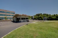 Village Inn Hotels in Stevensville