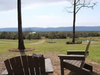 Bear Cabin at Mountain View Retreat Hotels in Latimer County