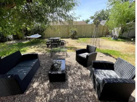 Super Comfy Home with Hot Tub