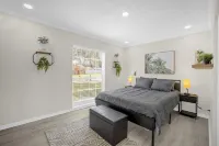 Luxury 6Br Villa with Heated Pool & Private Theater