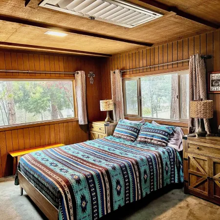 The Little Cabin 🌲The coziest cabin on the Mountain.