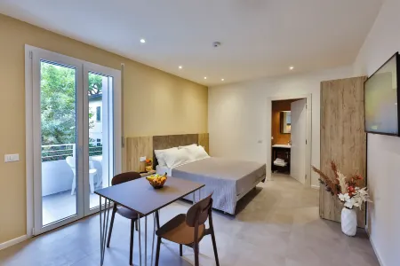 Apho Apartment Hotel