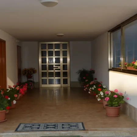 Spacious Apartment Close to the Beach
