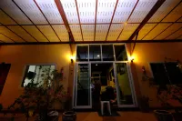 Teerana Place Hotels in 