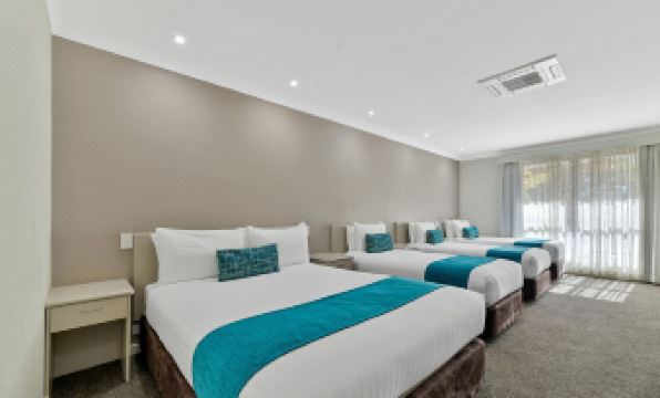 Central Caleula Motor Lodge