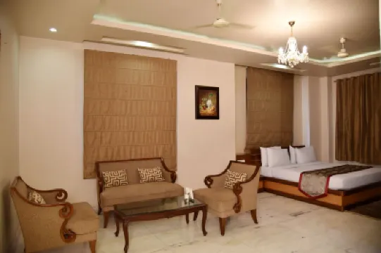 Hotel Leela Grande Hotels in 