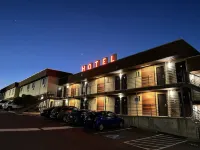 Aladdin Inn and Suites Hotels in Lake Oswego