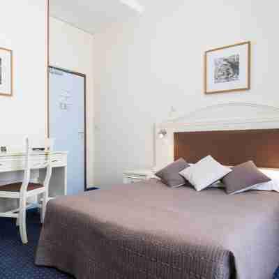 Logis Hôtel Central Rooms