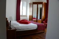 Osteria di l'Orta Hotels in Corte