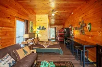 Bigfoot Lodge Room One