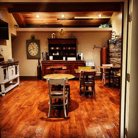 River Rock Inn B&B