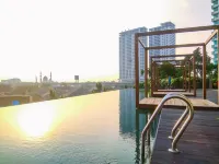 Simple Studio Apartment at Grand Kamala Lagoon - Kitchenette