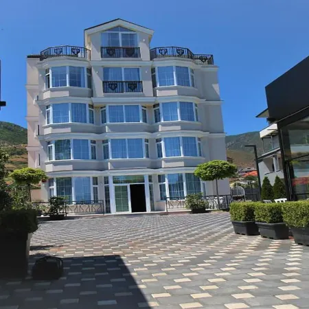 Pashkaj Hotel