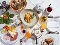 Alpenhotel Karwendel -Adults Only- - breakfast