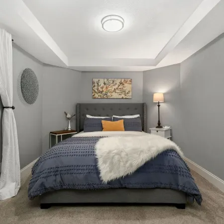 Beautiful Old Town 2 Bedroom Apartment with Bikes!