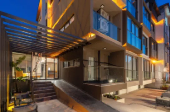 โดค สวีทส์ โฮเทล