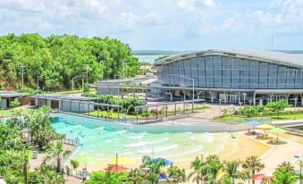 Zenwestralia Cityscape Balcony Outdoor Dining