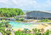 Zenwestralia Cityscape Balcony Outdoor Dining Hotel a Stuart Park