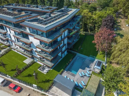 BJ81 Suite Hotel Отели в г. Шиофок