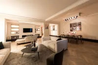 City Luxury: 3Br, Prime Location