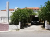 Christina's Villa with Sea View Hotels in Daratso