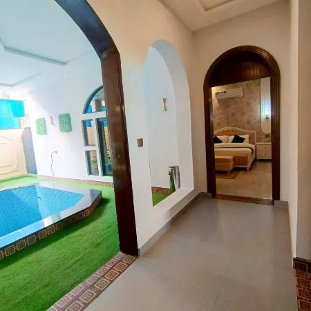 Grand Shalimar Hotel