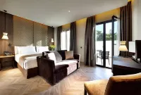 Áurea Washington Irving by Eurostars Hotel Company Hotels near Peinador de la Reina